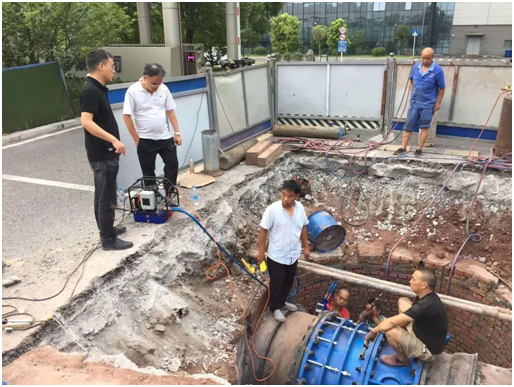 波霆PE55電動液壓扭力扳手泵、8MXT方驅液壓力矩扳手助力重慶某自來水廠更換供水管道